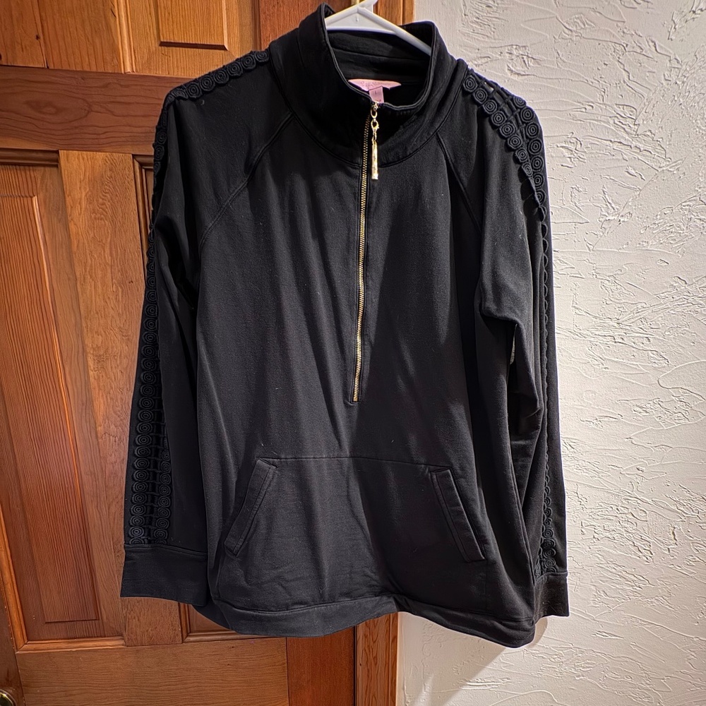 Lilly Pulitzer Sweatshirt w/ Arm cut out (Large)